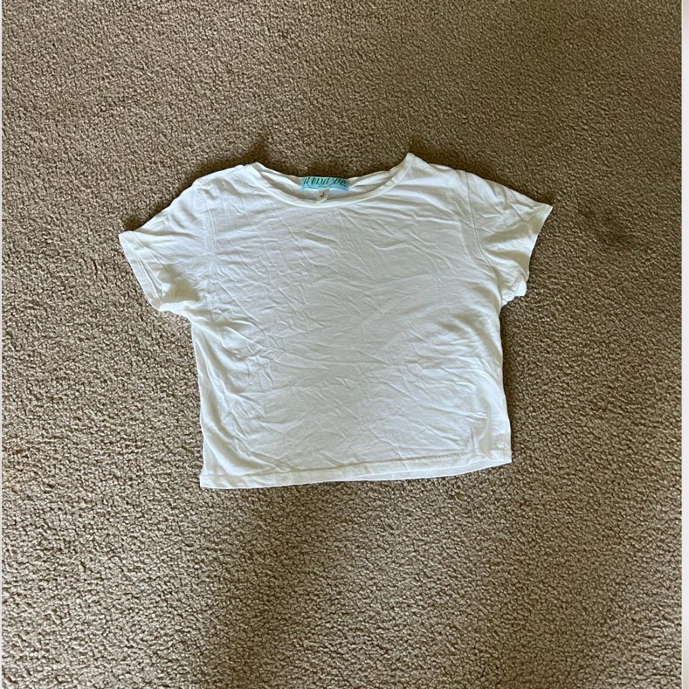 Women's White Plain Cropped T-shirt